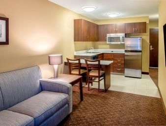 Microtel & By Wyndham Red Deer Hotel 3*